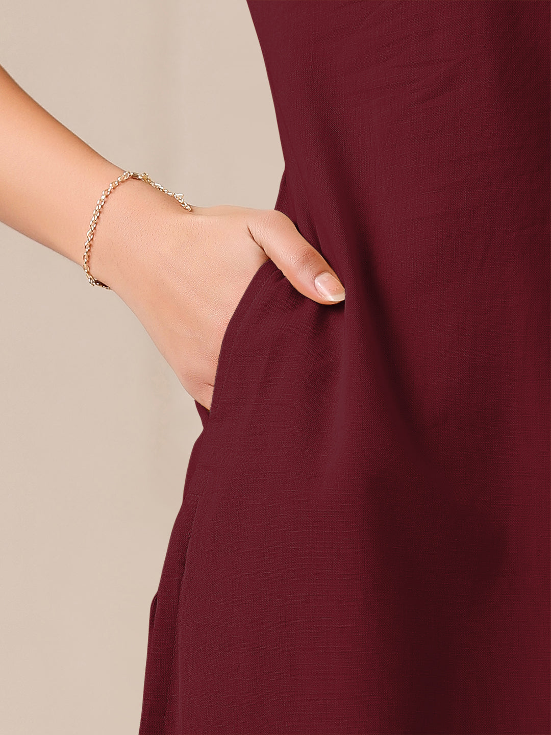 Maroon Cotton Solid Straight Kurta