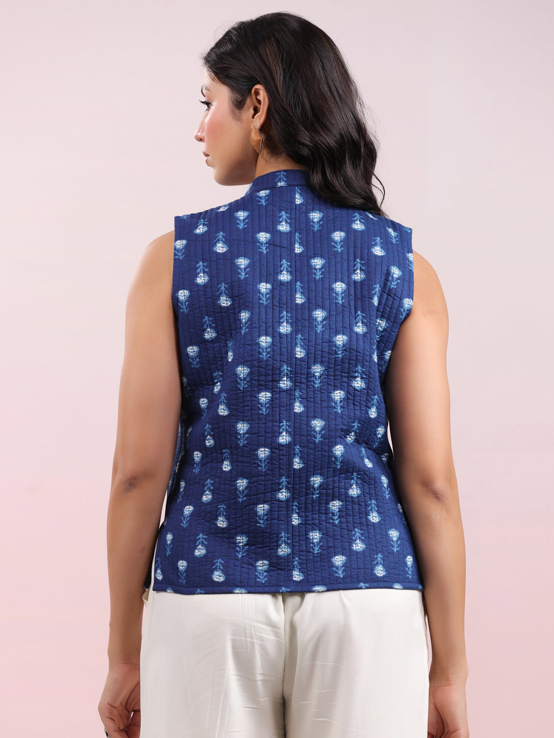 Blue Pure Cotton Ethnic Motifs Printed Quilted Regular Vest Jacket
