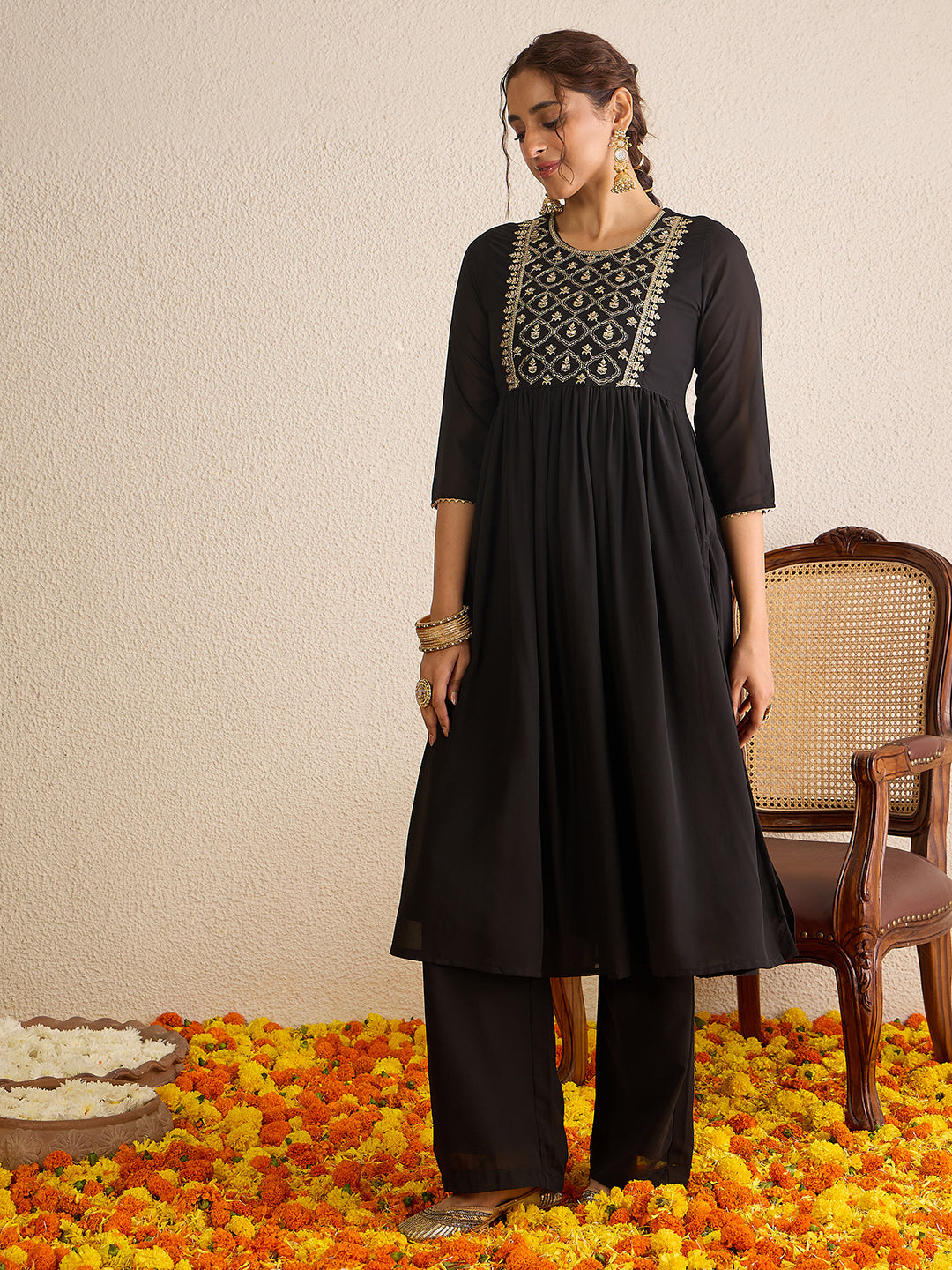 Janasya Women's Black Georgette Floral Zari Yoke Embroidered A-Line Kurta Set
