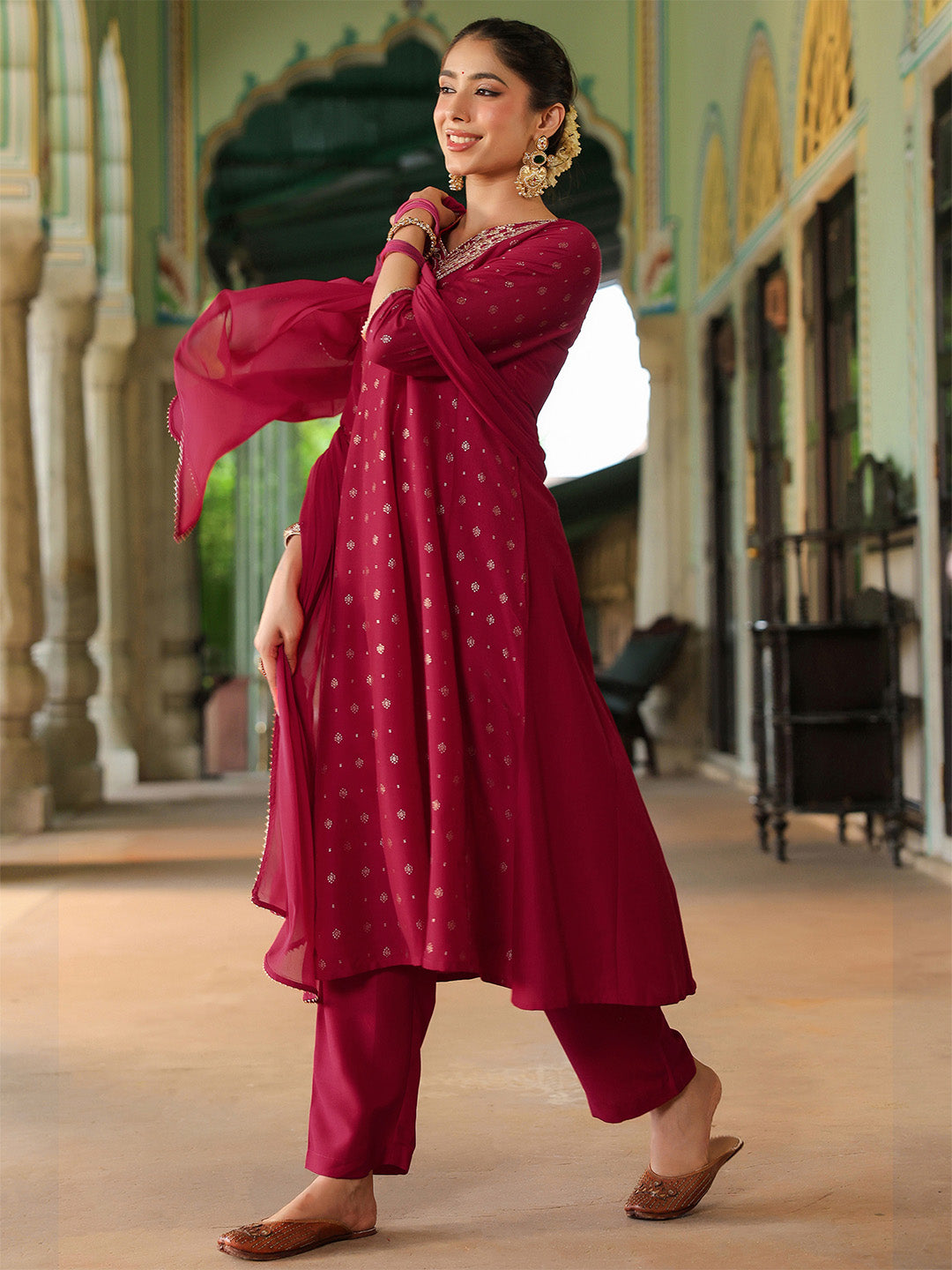 Janasya Women's Pink Silk Blend Zari Yoke Embroidered Gold Printed Anarkali Kurta Set