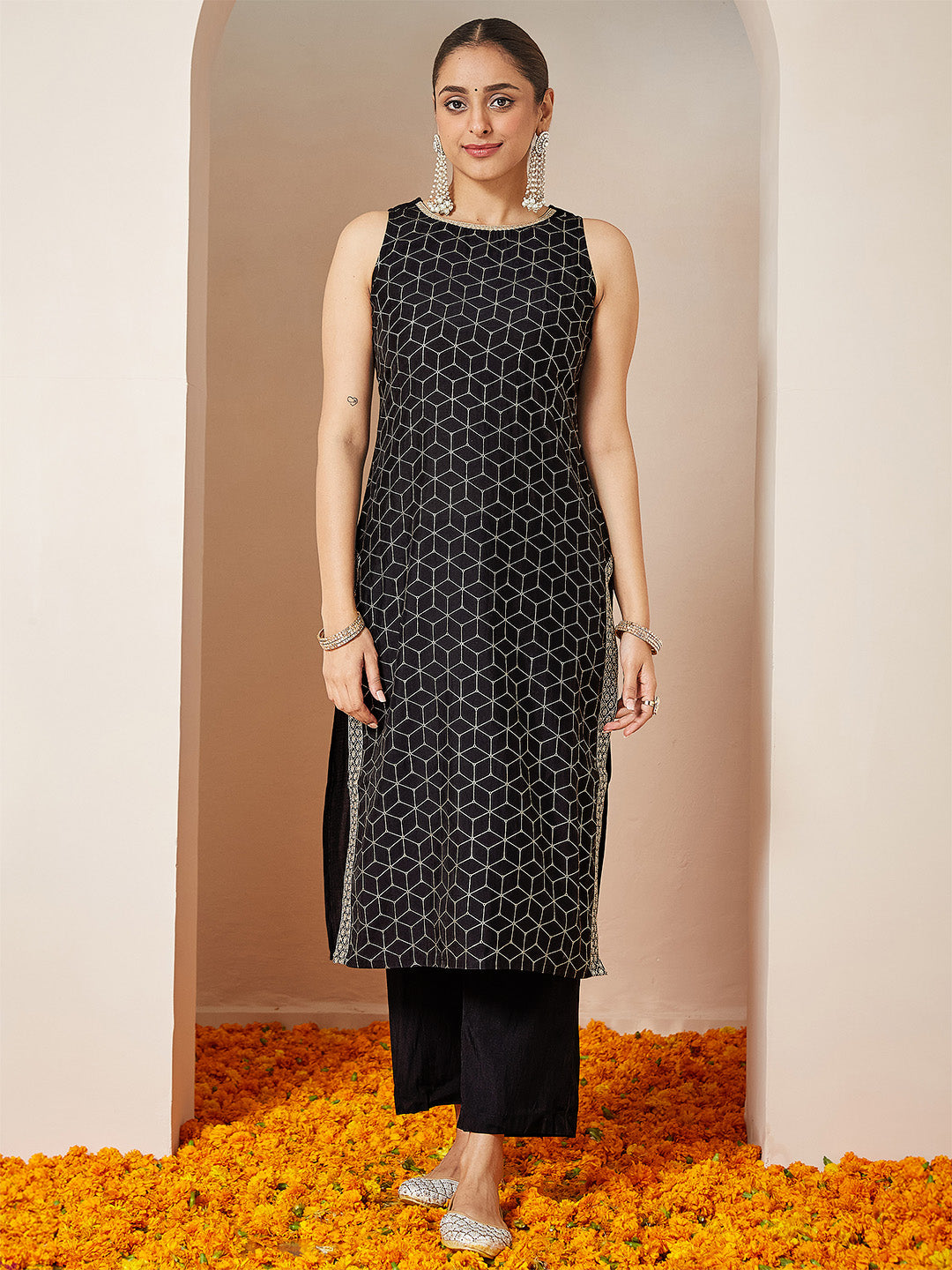 Janasya Women's Black Chanderi Silk Embellished Gold Printed Straight Kurta Set