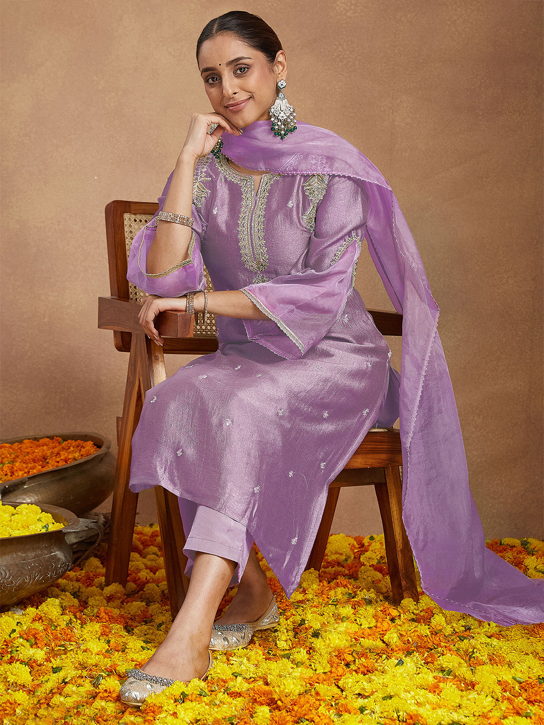 Janasya Women's Lavender Silk Blend Zari Embroidered Straight Kurta Set