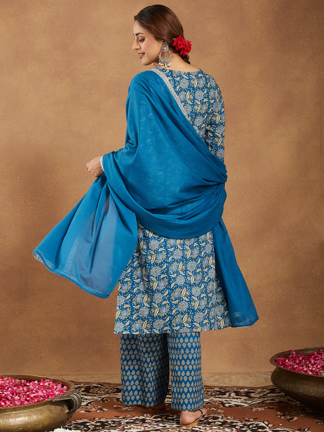 Janasya Women's Teal Blue Pure Cotton Yoke Design Floral Printed Straight Kurta Set