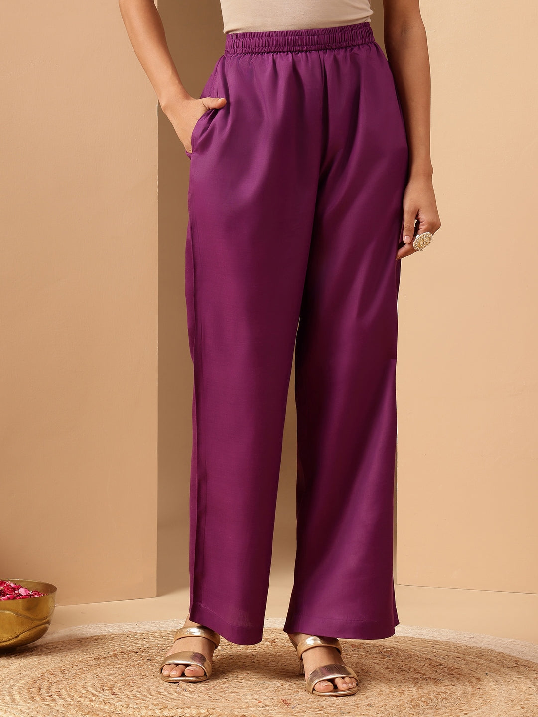 Janasya Women's Purple Silk Blend Zari Embroidered Straight Kurta Set