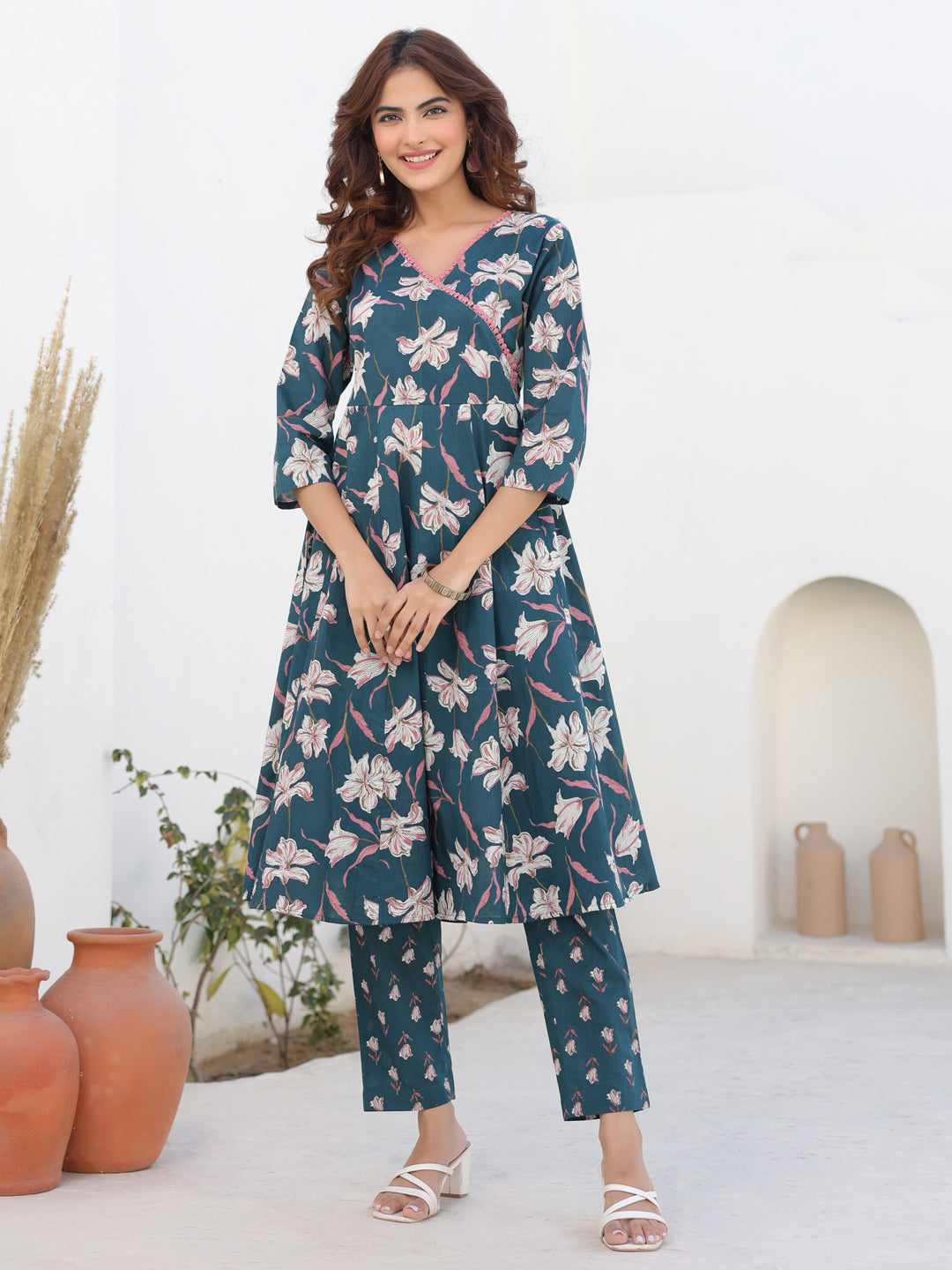 Janasya Women's Teal Blue Pure Cotton Floral Printted A-line Kurta Pant Set