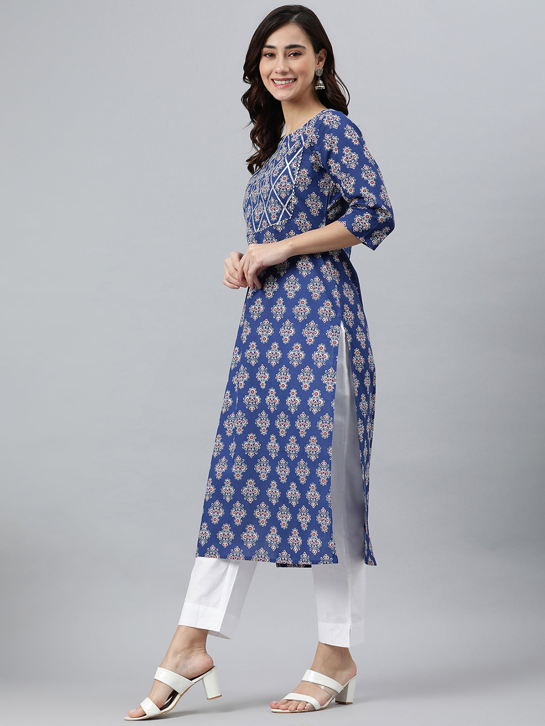 Blue Cotton Floral Print Straight Kurta Janasya