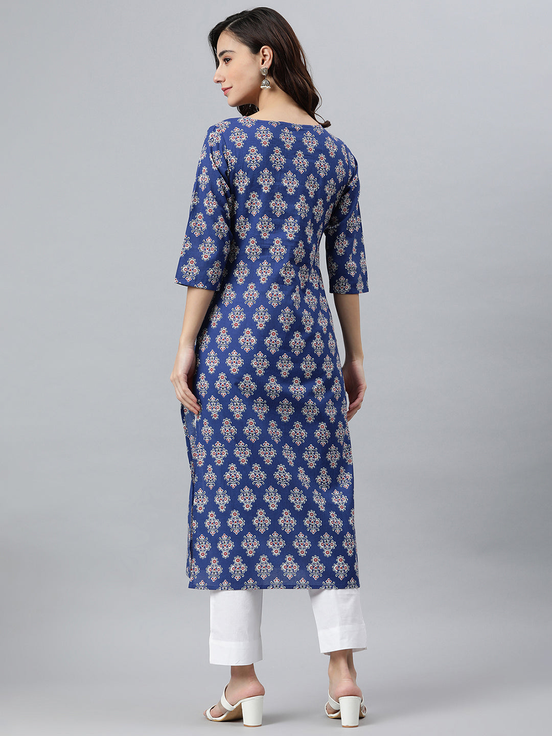 Blue Cotton Floral Print Straight Kurta Janasya