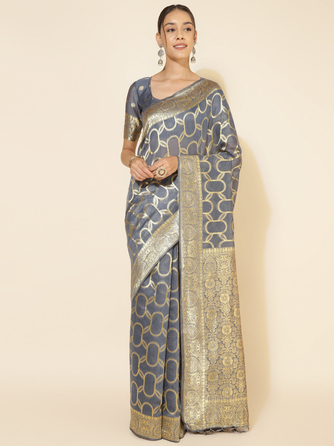 Grey Chanderi Silk Geometric Design Saree with Unstitched Blouse Piece