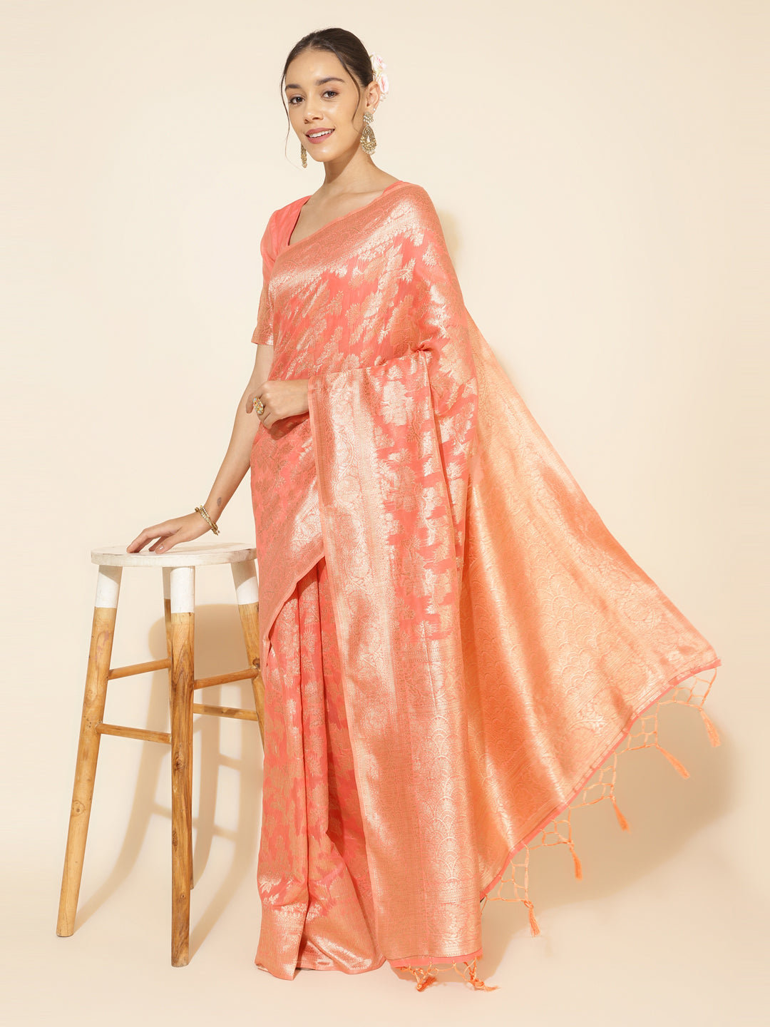 Peach Chanderi Silk Floral Saree with Unstitched Blouse Piece