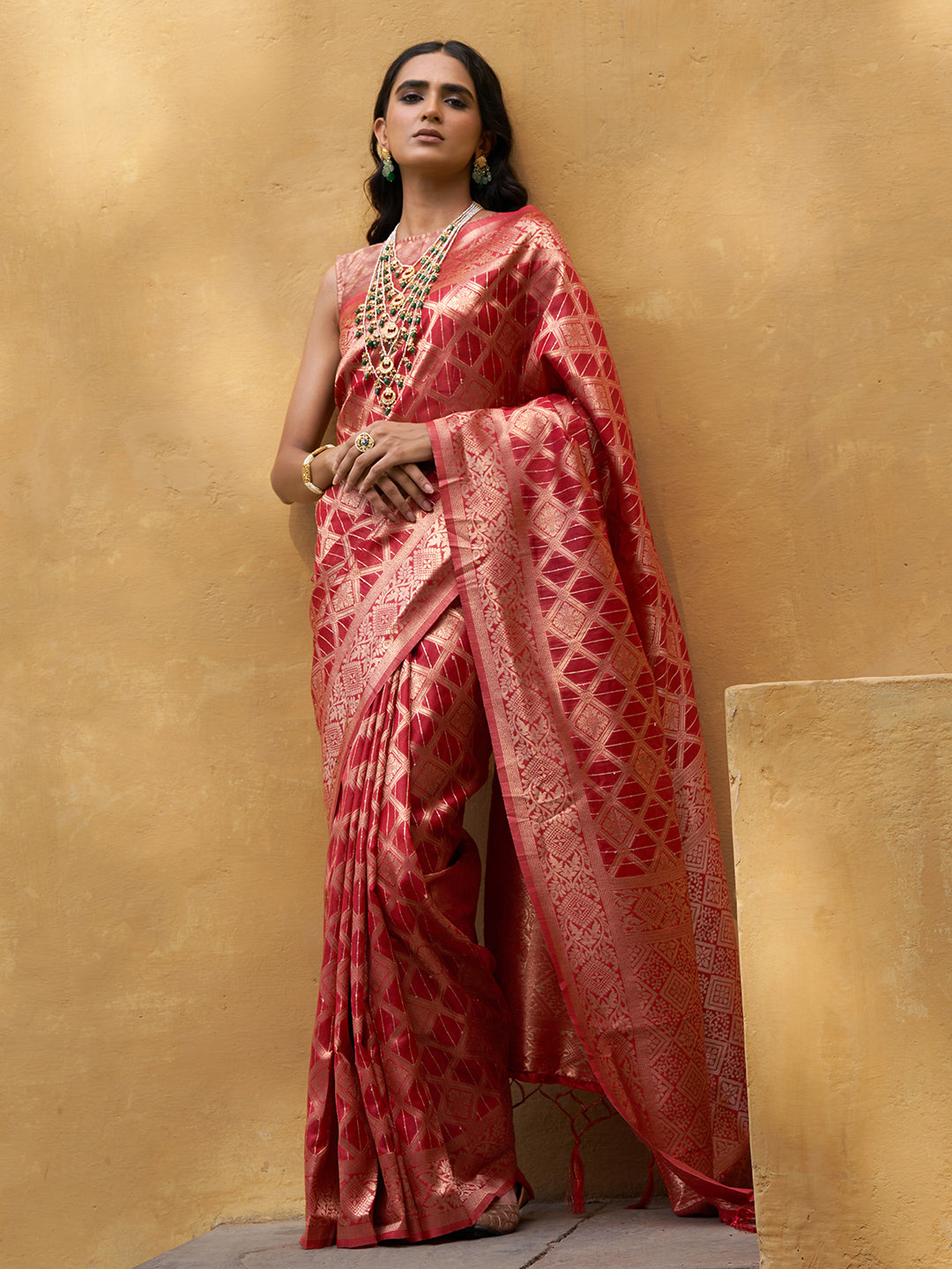 Red Organza Woven Ethnic Motifs Saree with Unstitched Blouse Piece
