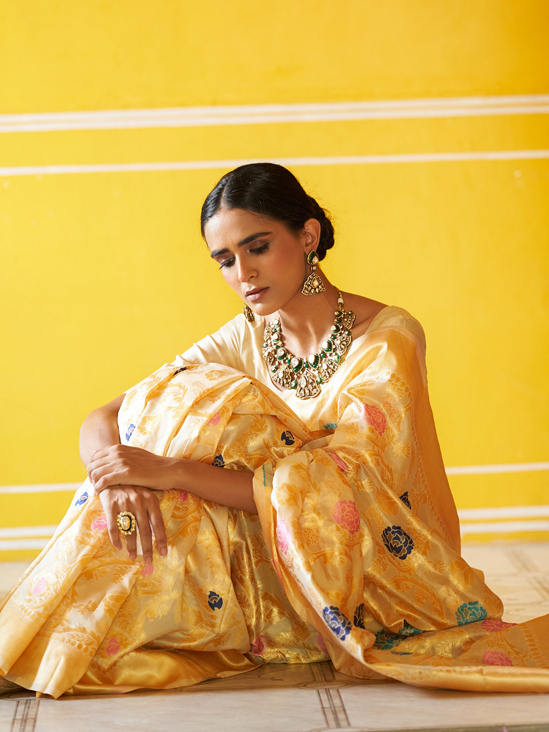 Cream Banarasi Silk Woven Floral Design Saree with Unstitched Blouse Piece