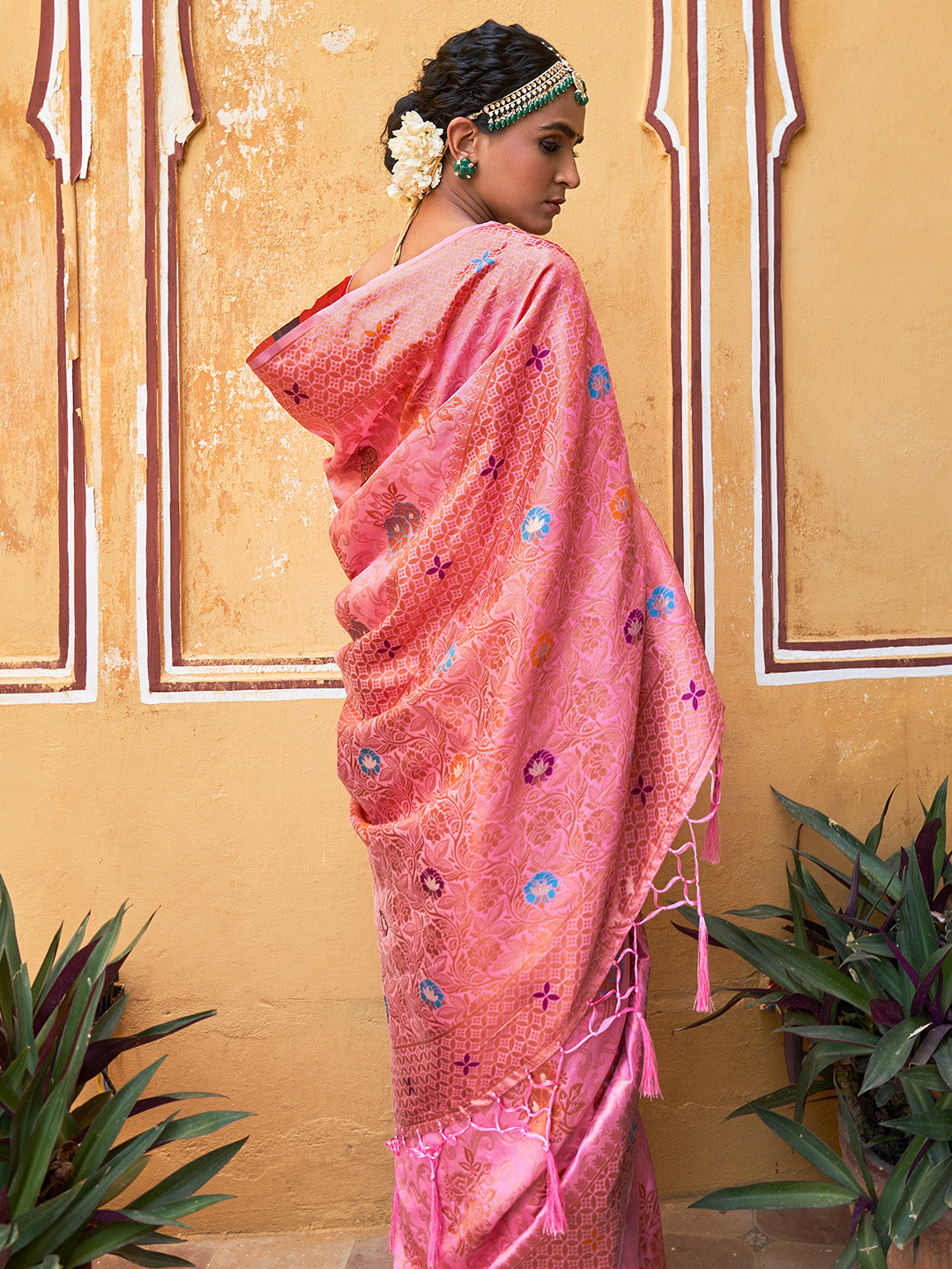 Light Pink Chanderi Silk Woven Jaal Motif Saree with Unstitched Blouse Piece