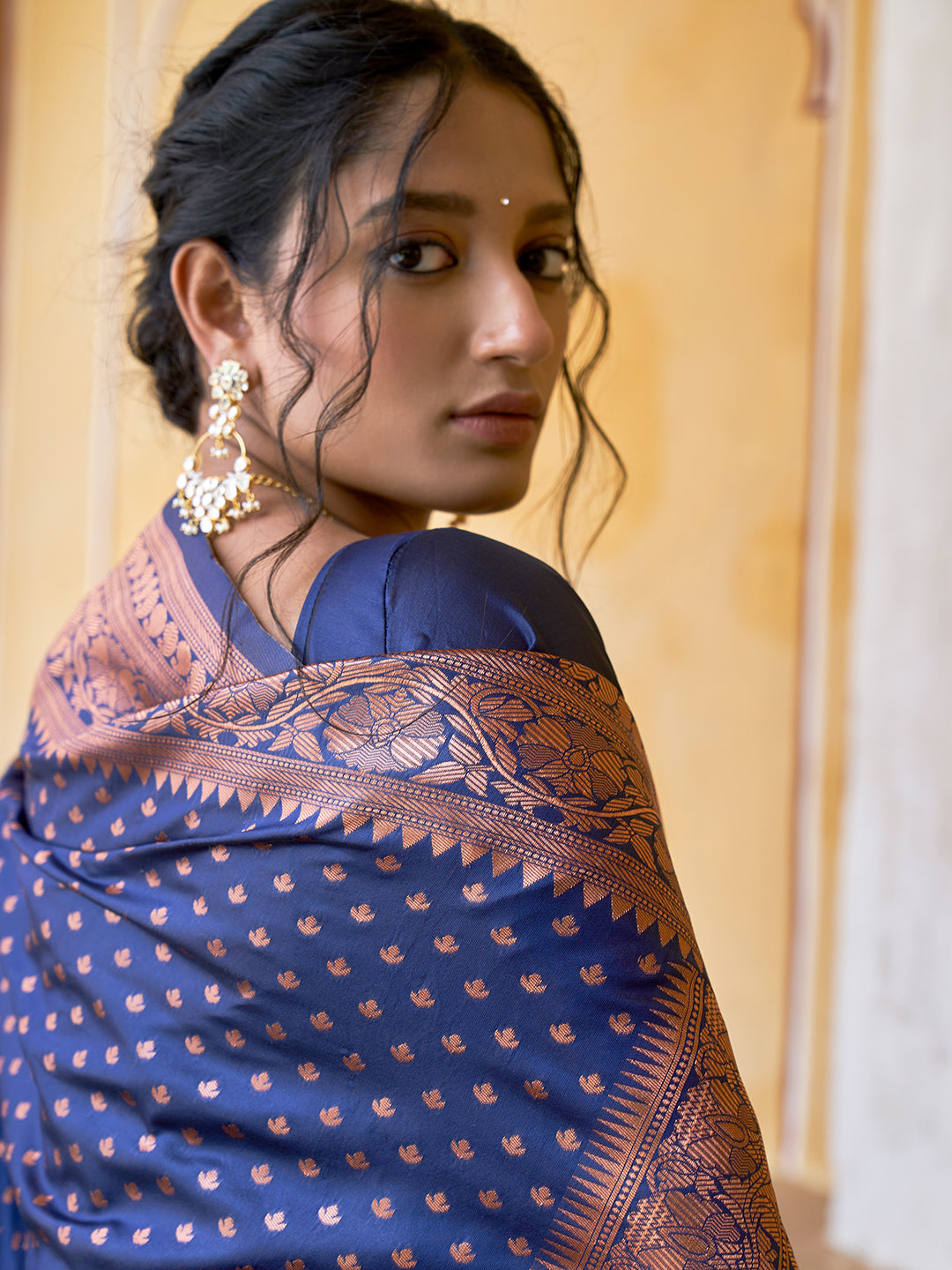 Navy Blue Banarasi Silk Ethnic Motifs Saree with Unstitched Blouse Piece