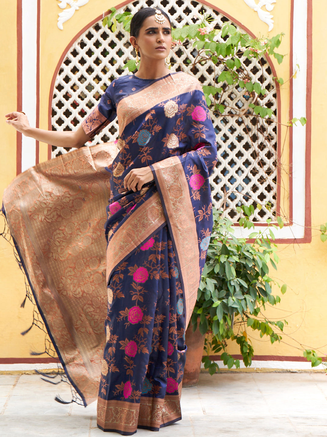 Navy Blue Banarasi Silk Floral Saree with Unstitched Blouse Piece