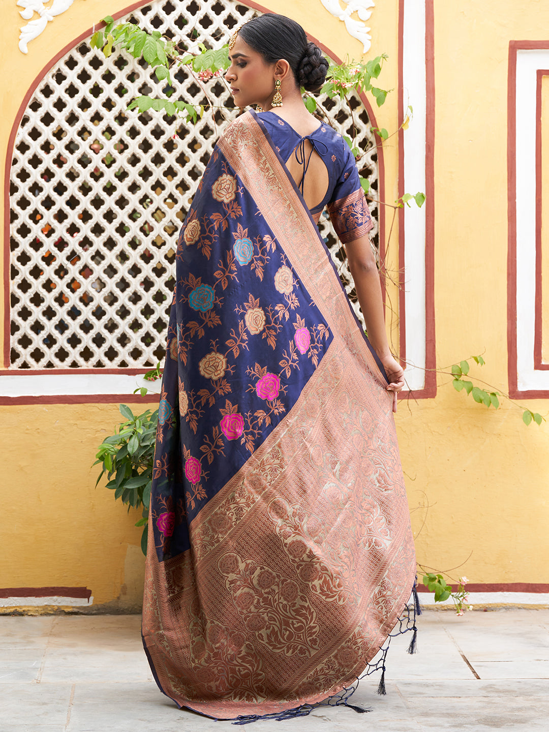 Navy Blue Banarasi Silk Floral Saree with Unstitched Blouse Piece
