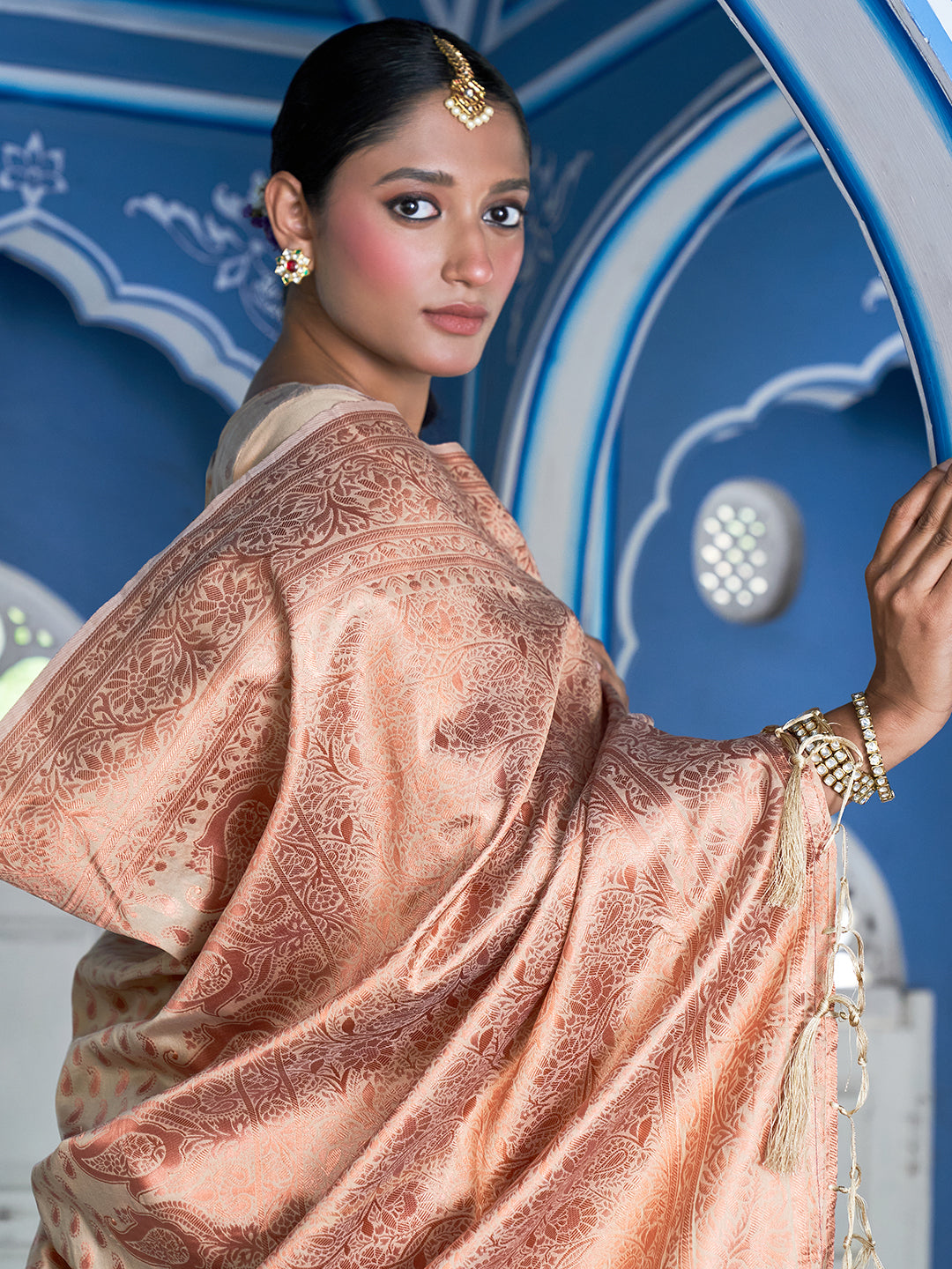 Beige Chanderi Silk Paisley Saree with Unstitched Blouse Piece