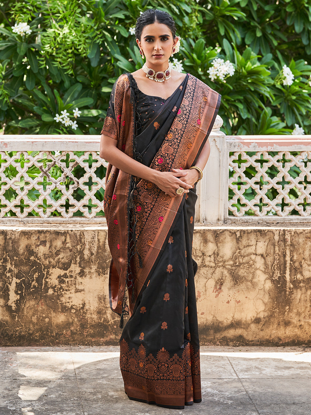 Black Banarasi Silk Woven Floral Design Saree with Unstitched Blouse Piece