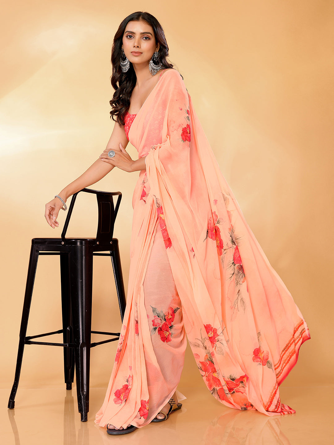 Peach Georgette Floral Printed Daily Wear Saree with Blouse Piece