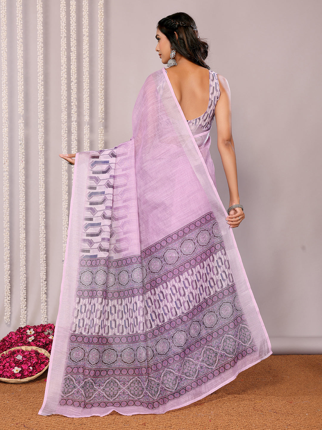 Lavender Linen Blend Geometric Printed Daily Wear Saree with Blouse Piece