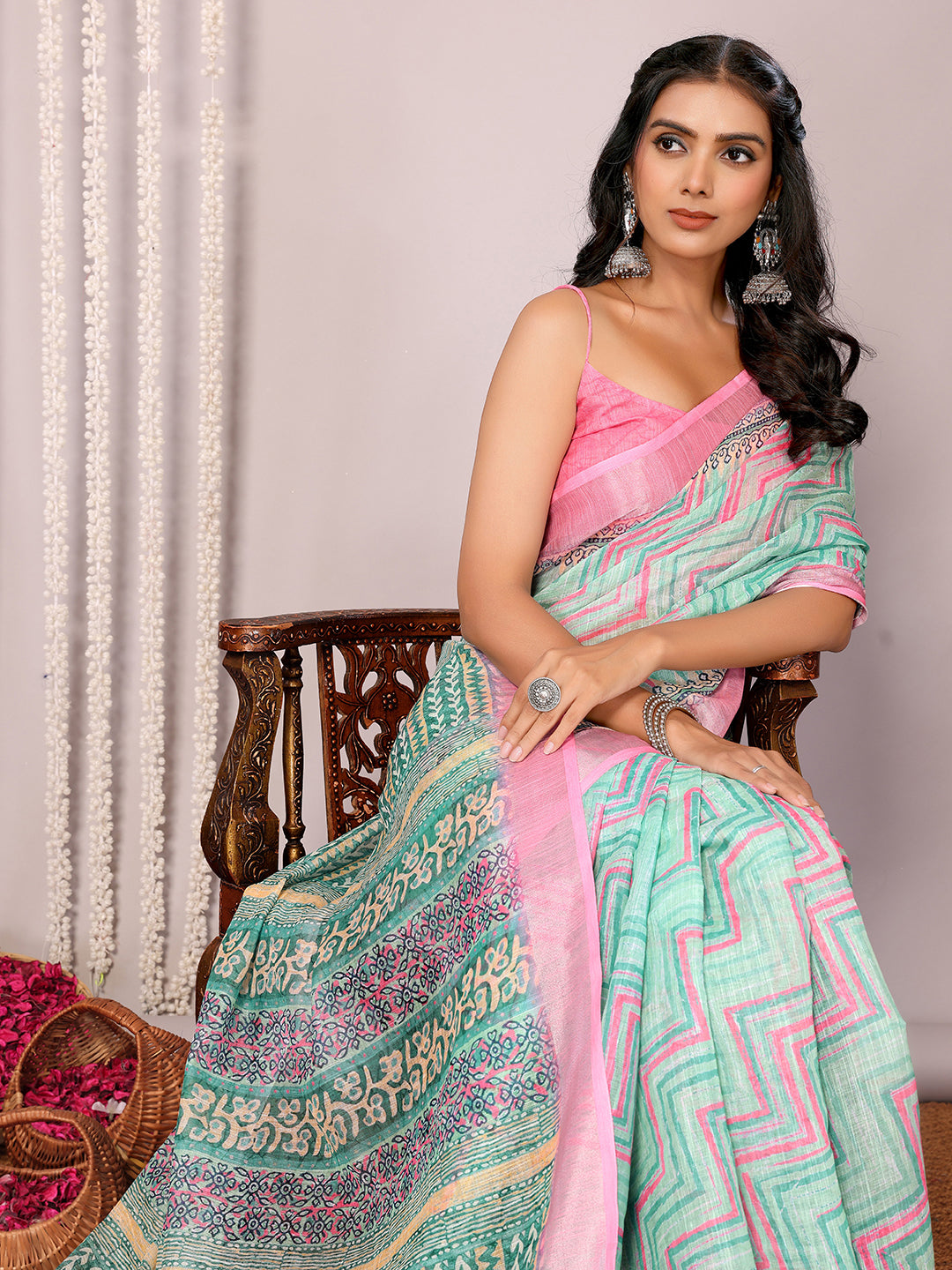 Green Linen Blend Chevron Printed Daily Wear Saree with Blouse Piece