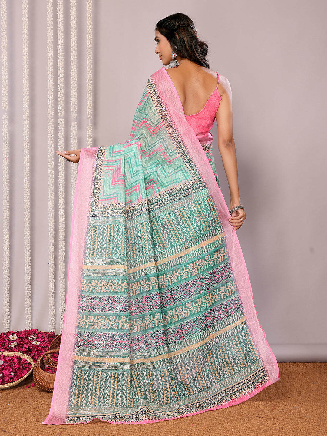 Green Linen Blend Chevron Printed Daily Wear Saree with Blouse Piece