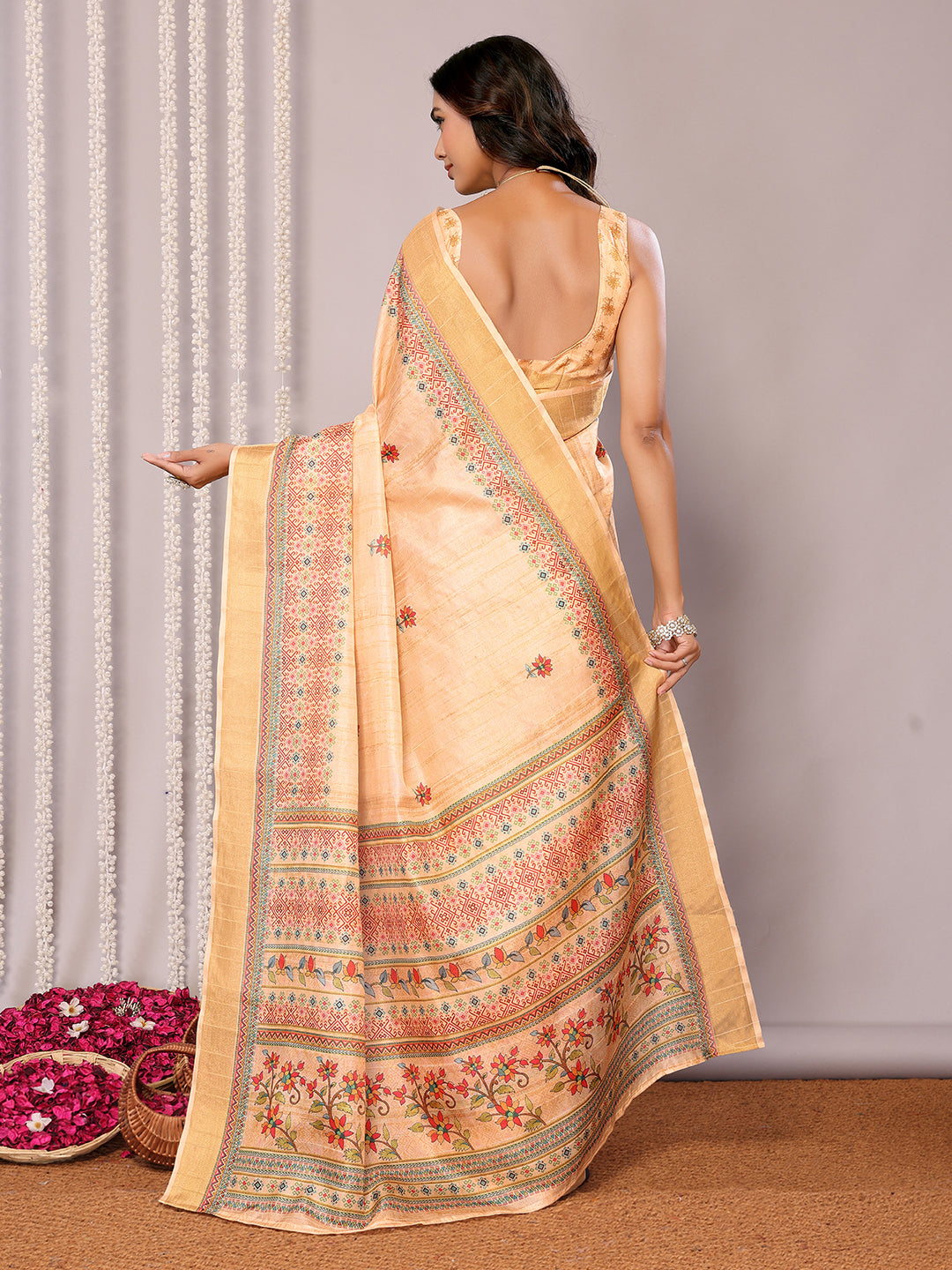 Beige Chanderi Silk Floral Printed Chanderi Saree with Blouse Piece