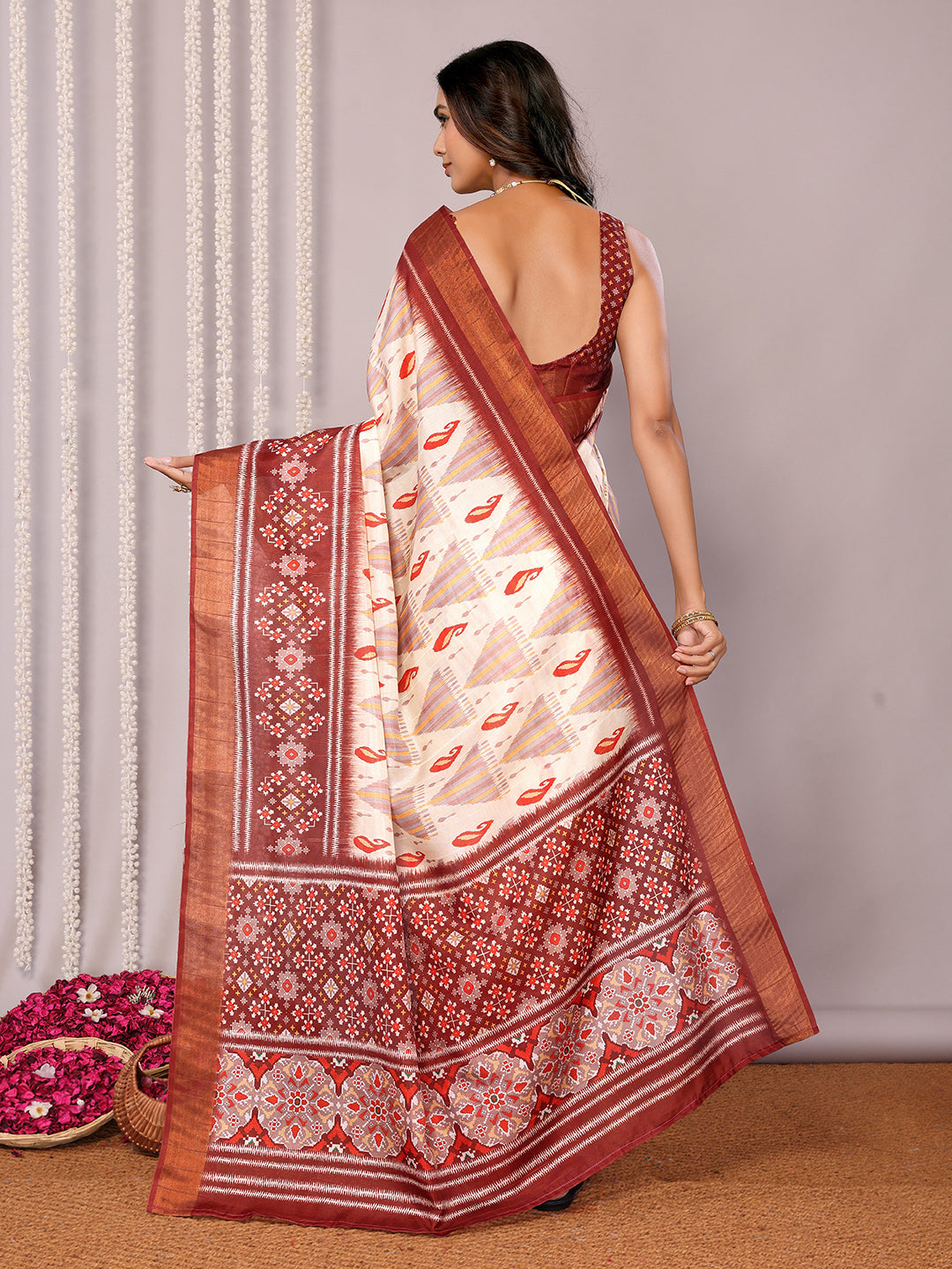 Cream Chanderi Silk Ikkat Printed Chanderi Saree with Blouse Piece