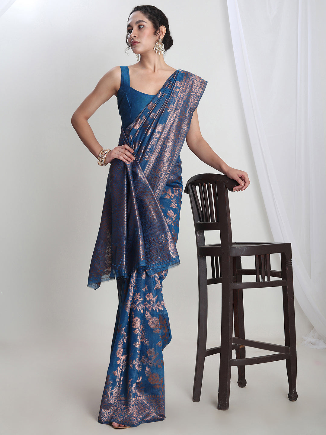 Janasya Women's Blue Silk Blend Floral Woven Design Jacquard Saree with Blouse Piece