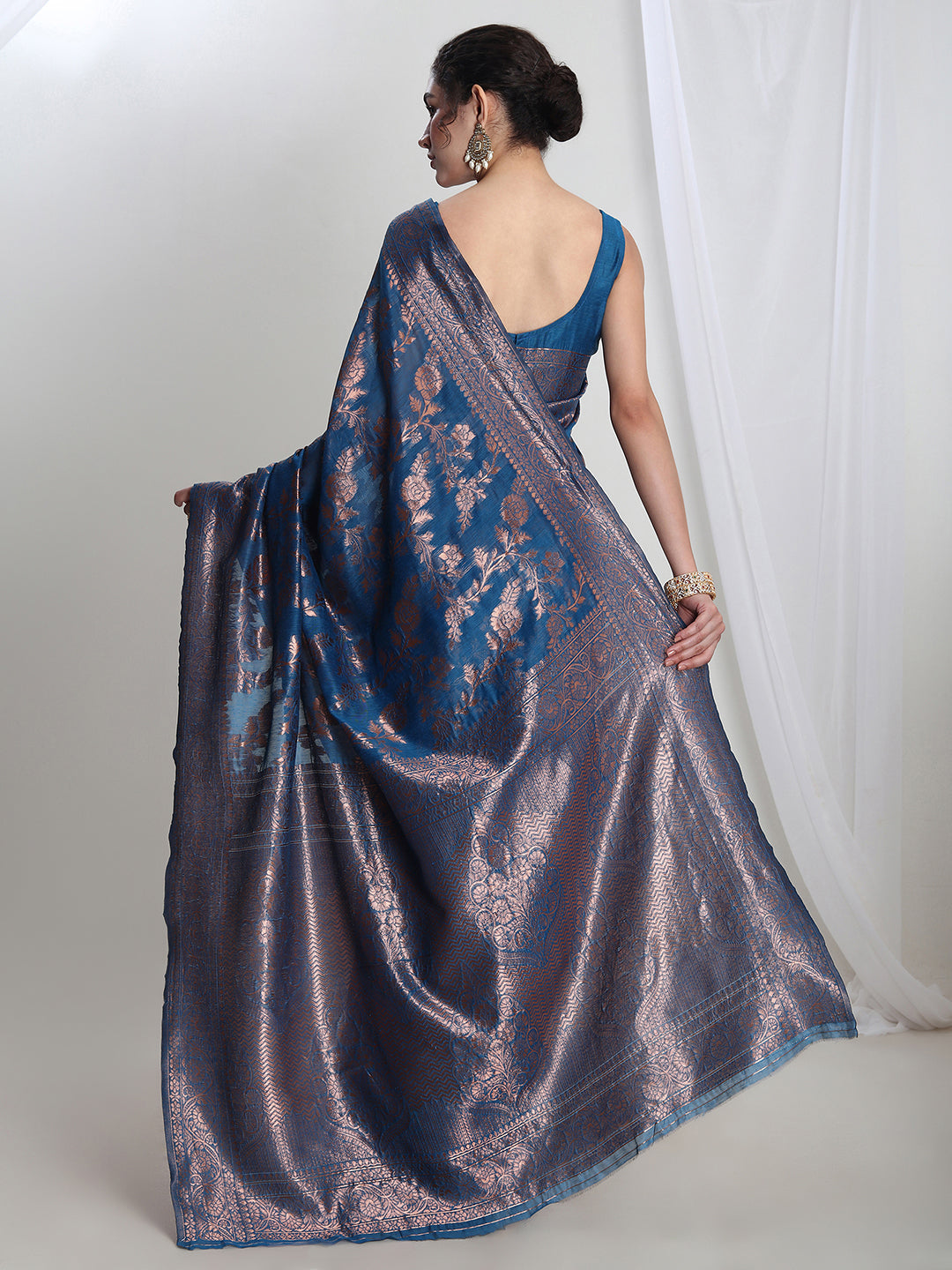 Janasya Women's Blue Silk Blend Floral Woven Design Jacquard Saree with Blouse Piece