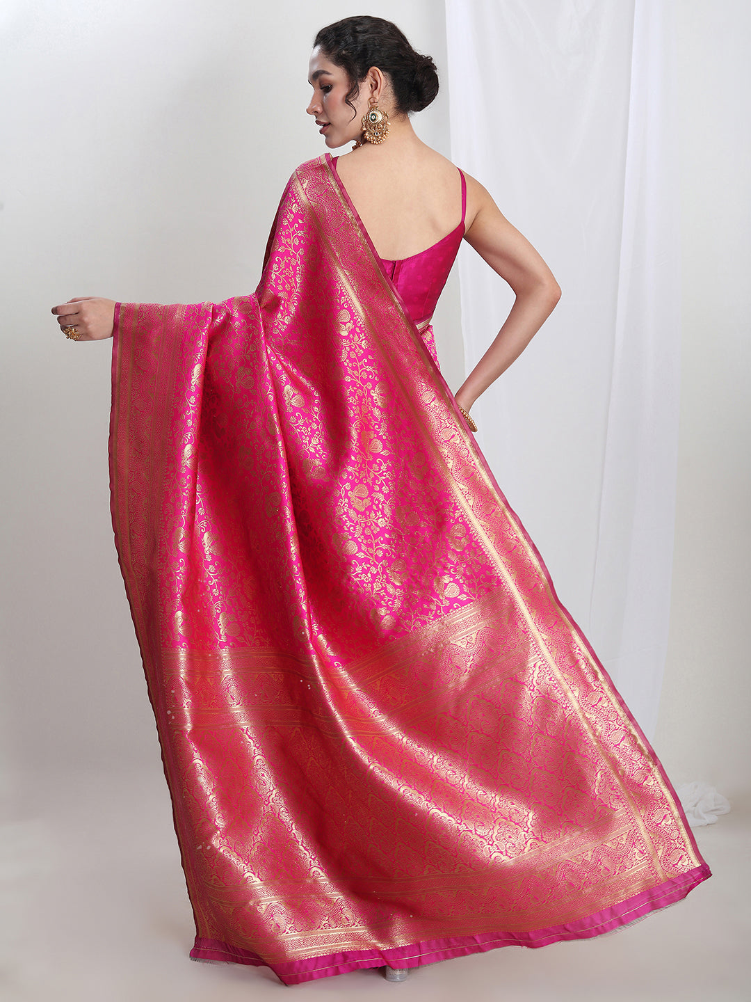 Janasya Women's Pink Silk Blend Floral Woven Design Jacquard Saree with Blouse Piece