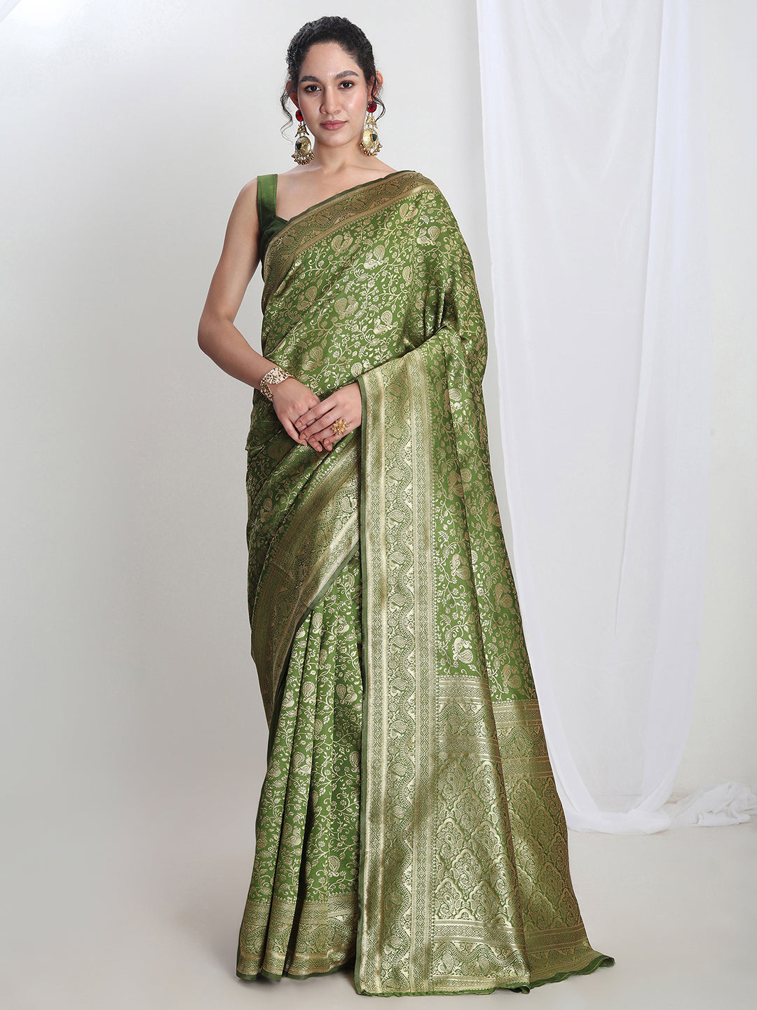 Janasya Women's Green Silk Blend Floral Woven Design Jacquard Saree with Blouse Piece