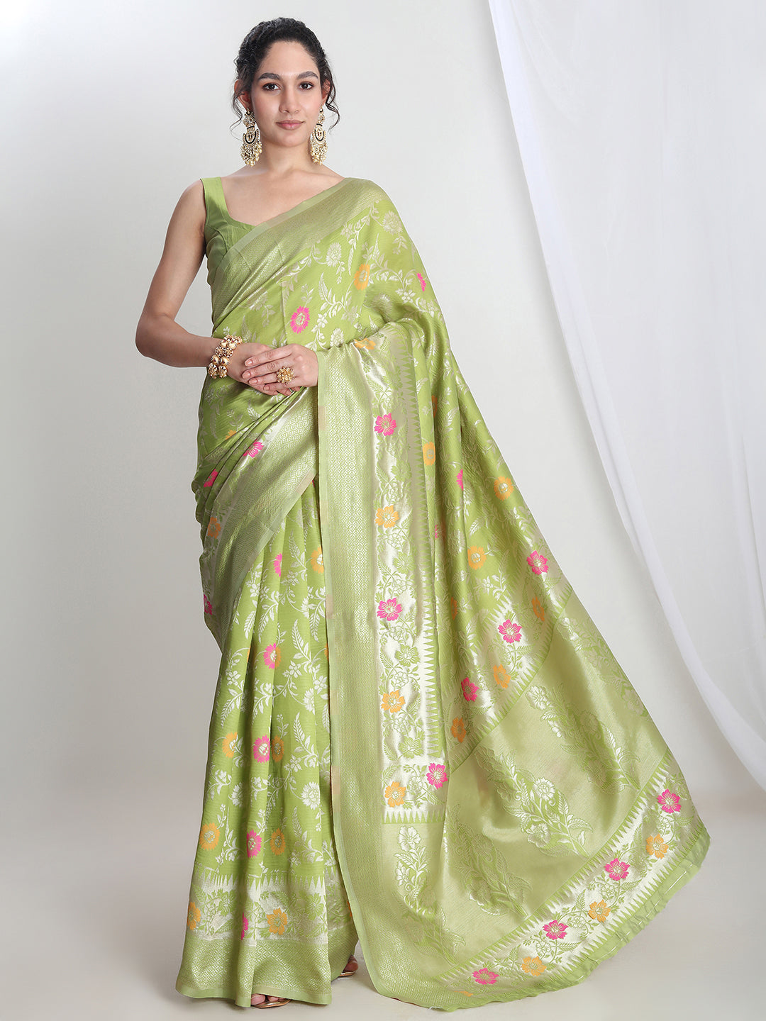 Janasya Women's Green Silk Blend Floral Woven Design Jacquard Saree with Blouse Piece