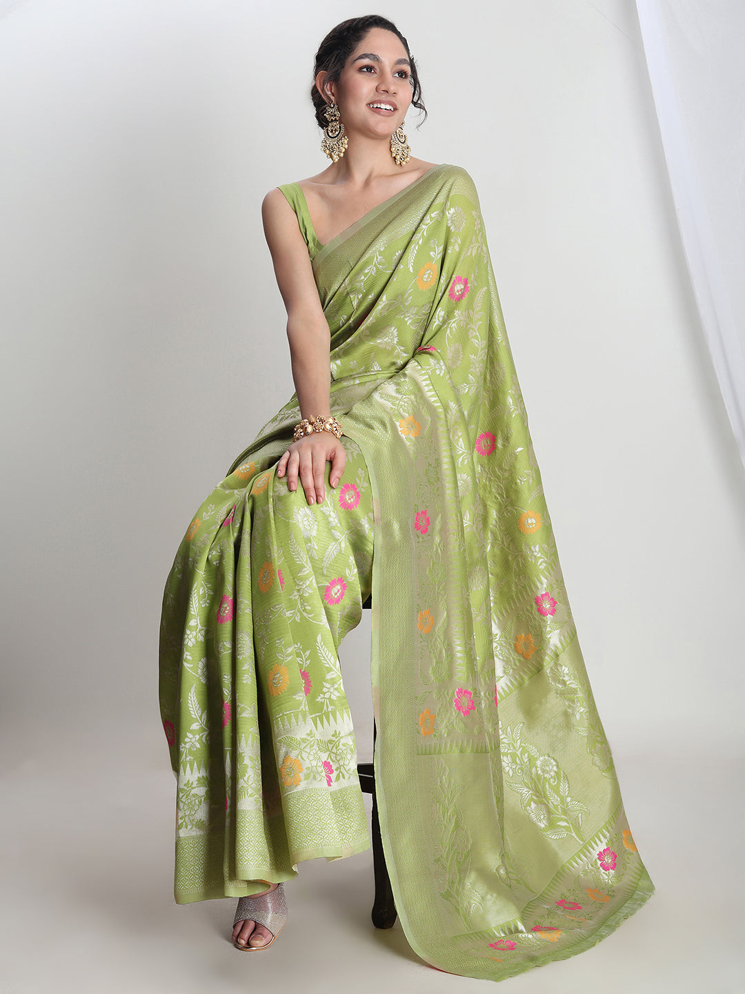 Janasya Women's Green Silk Blend Floral Woven Design Jacquard Saree with Blouse Piece