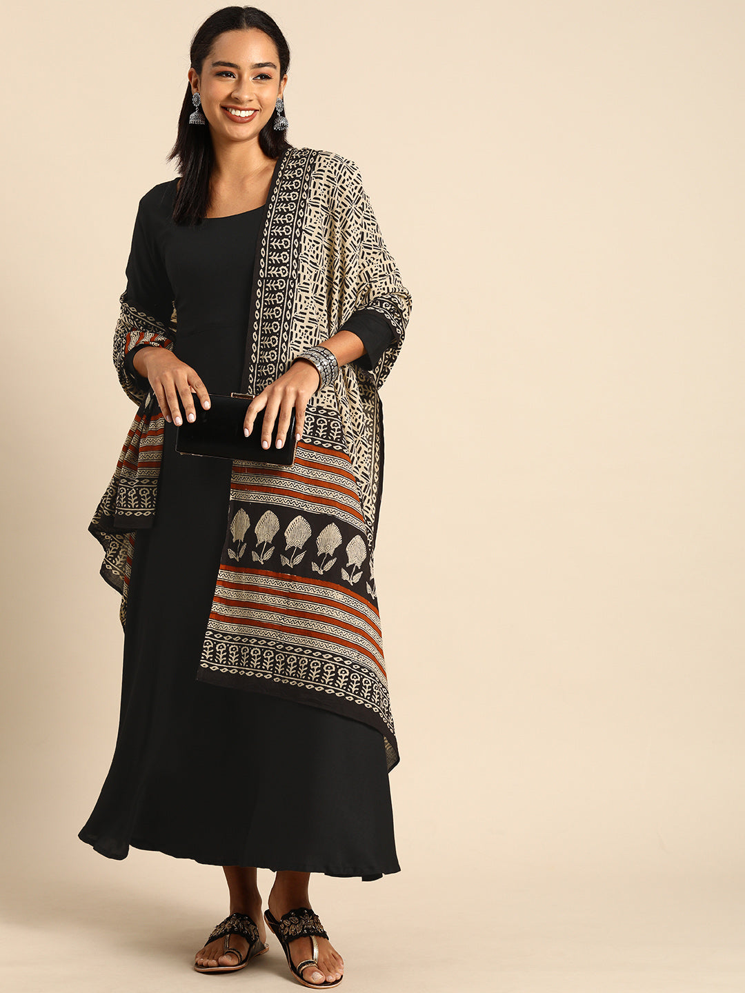 Black Rayon Solid Kurta with Dupatta Janasya