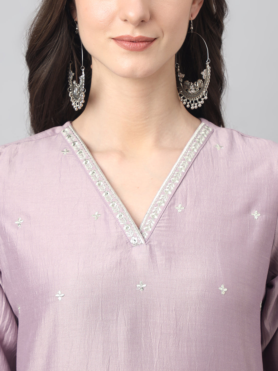Women's Lavender Chinon Embellished Kurta with Pant and Dupatta