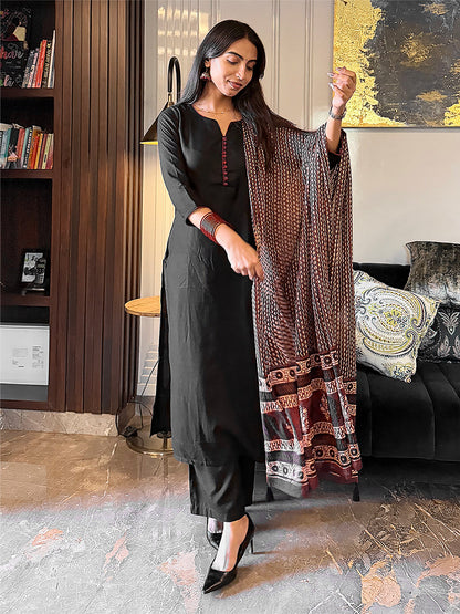 Janasya Women's Black Rayon Solid Straight Kurta Set With Printed Dupatta