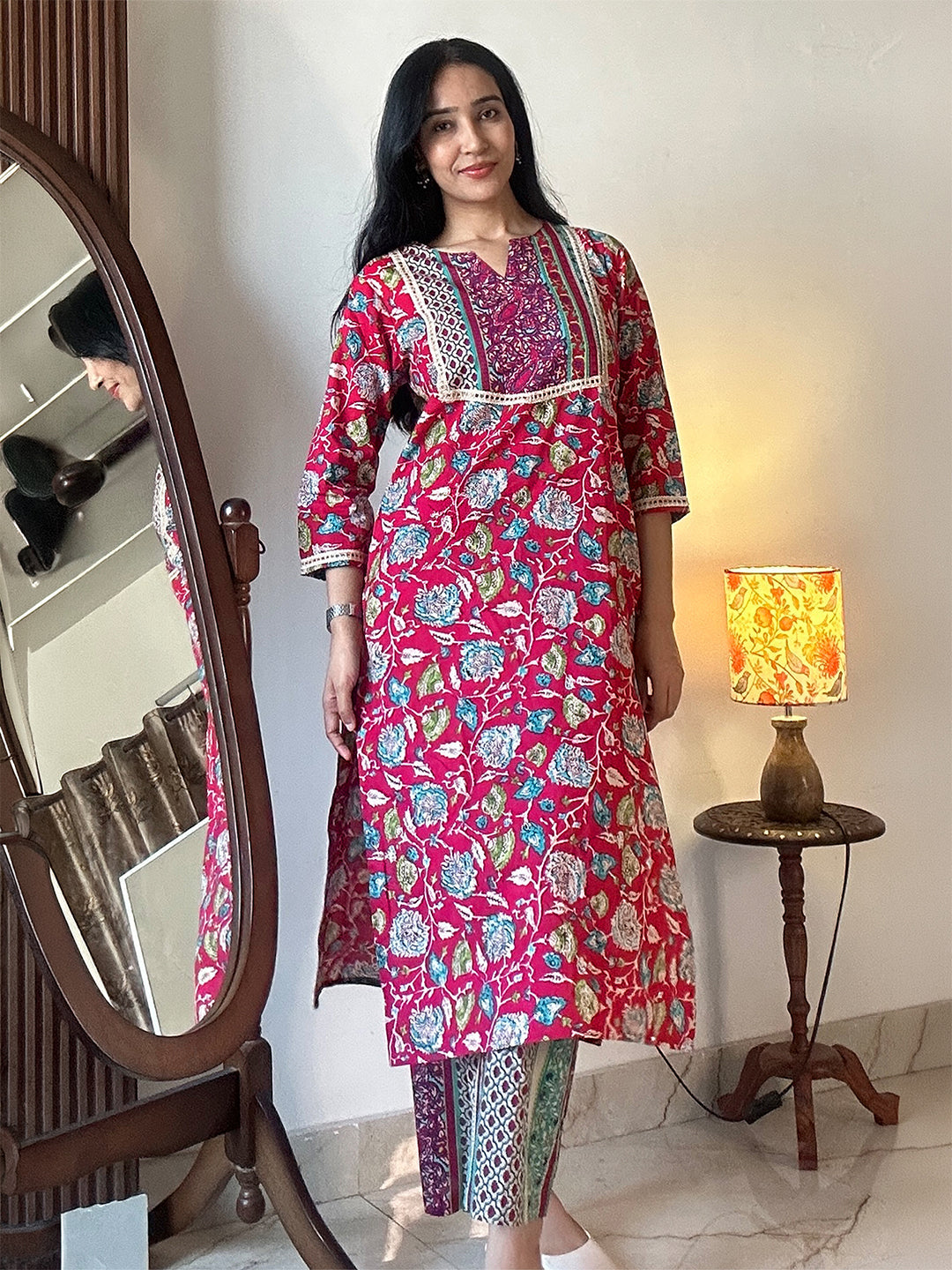 Janasya Women's Pink Pure Cotton Floral Printed Straight Kurta Pant Set