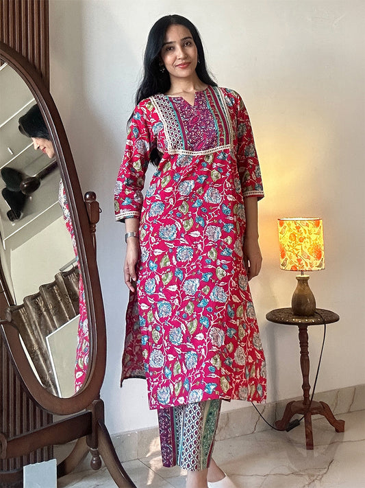 Janasya Women's Pink Pure Cotton Floral Printed Straight Kurta Pant Set