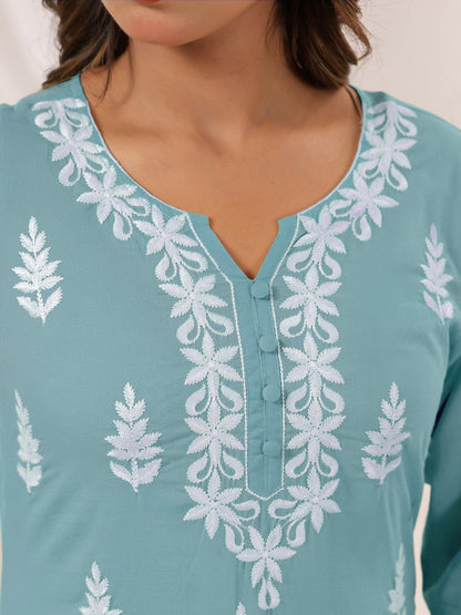 Janasya Women's Light Blue Pure Cotton Embroidered Straight Kurta