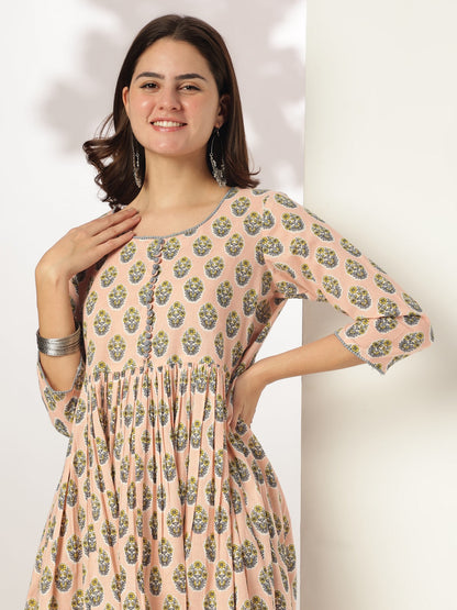 Janasya Women's Peach Pure Cotton Floral Printed A-line Kurta Set