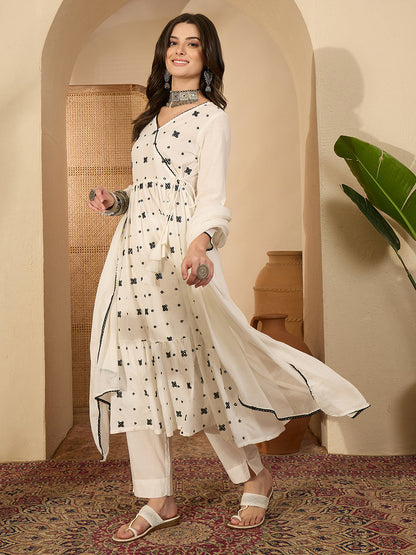 Janasya Women's White Pure Cotton Embroidered Angrakha Kurta Set