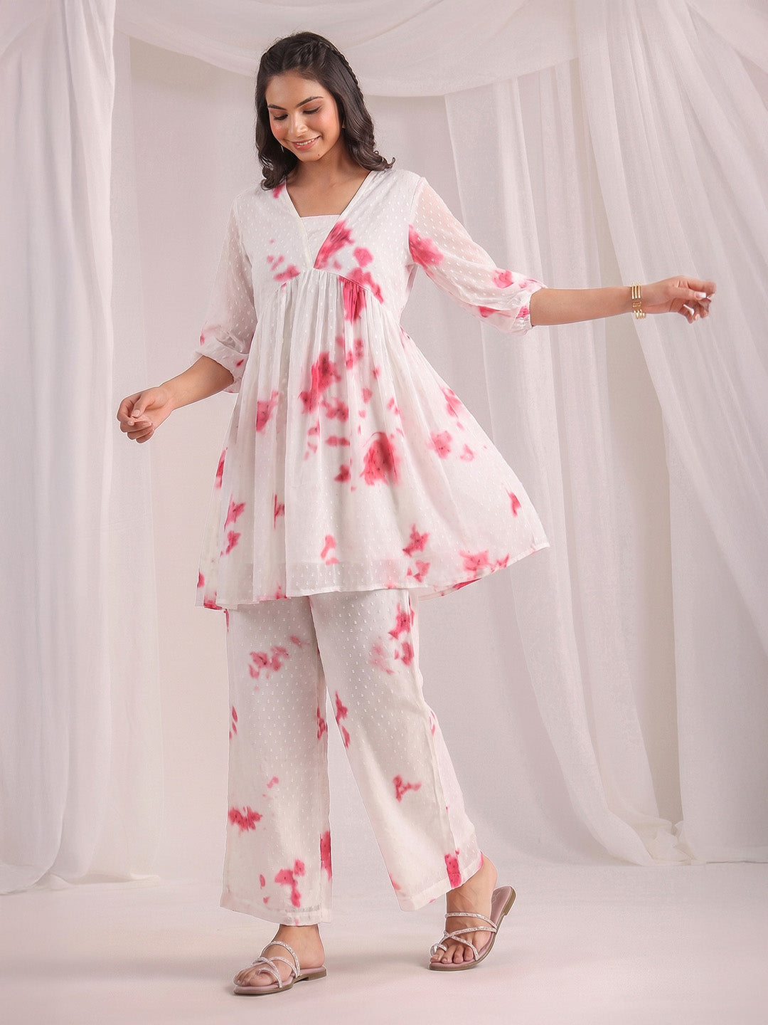 Janasya Women's Off White Dobby Georgette Abstract Gathered Co-Od Set