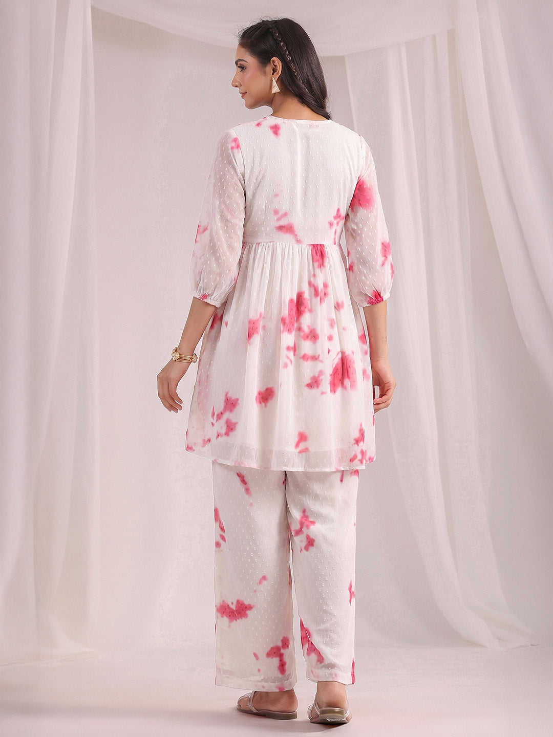 Janasya Women's Off White Dobby Georgette Abstract Gathered Co-Od Set