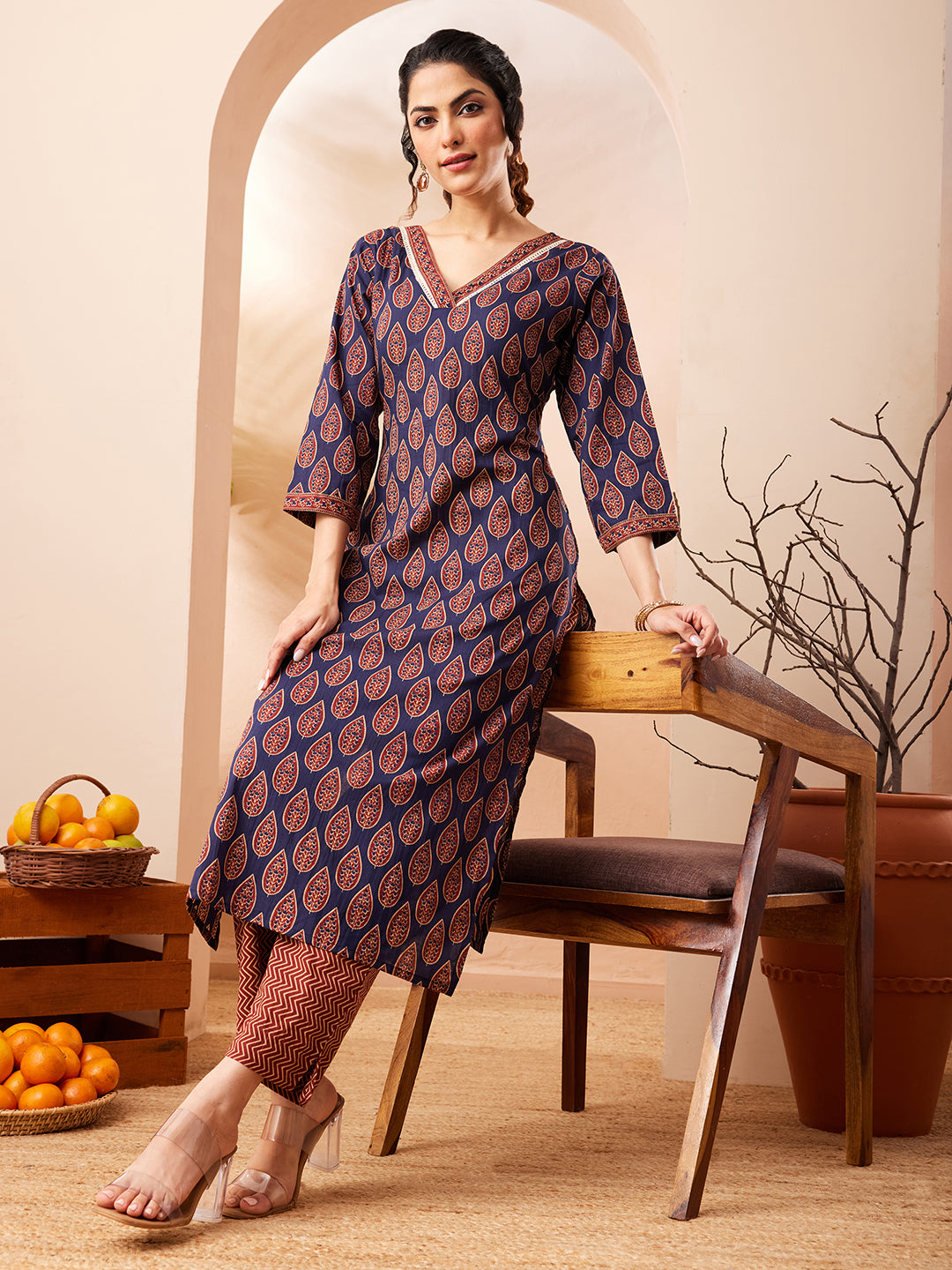 Janasya Women's Navy Blue Pure Cotton Printed Straight Kurta Pant Set