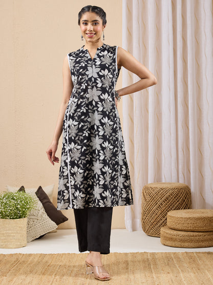 Janasya Women's Black Pure Cotton Floral Printed A-line Kurta Pant Set