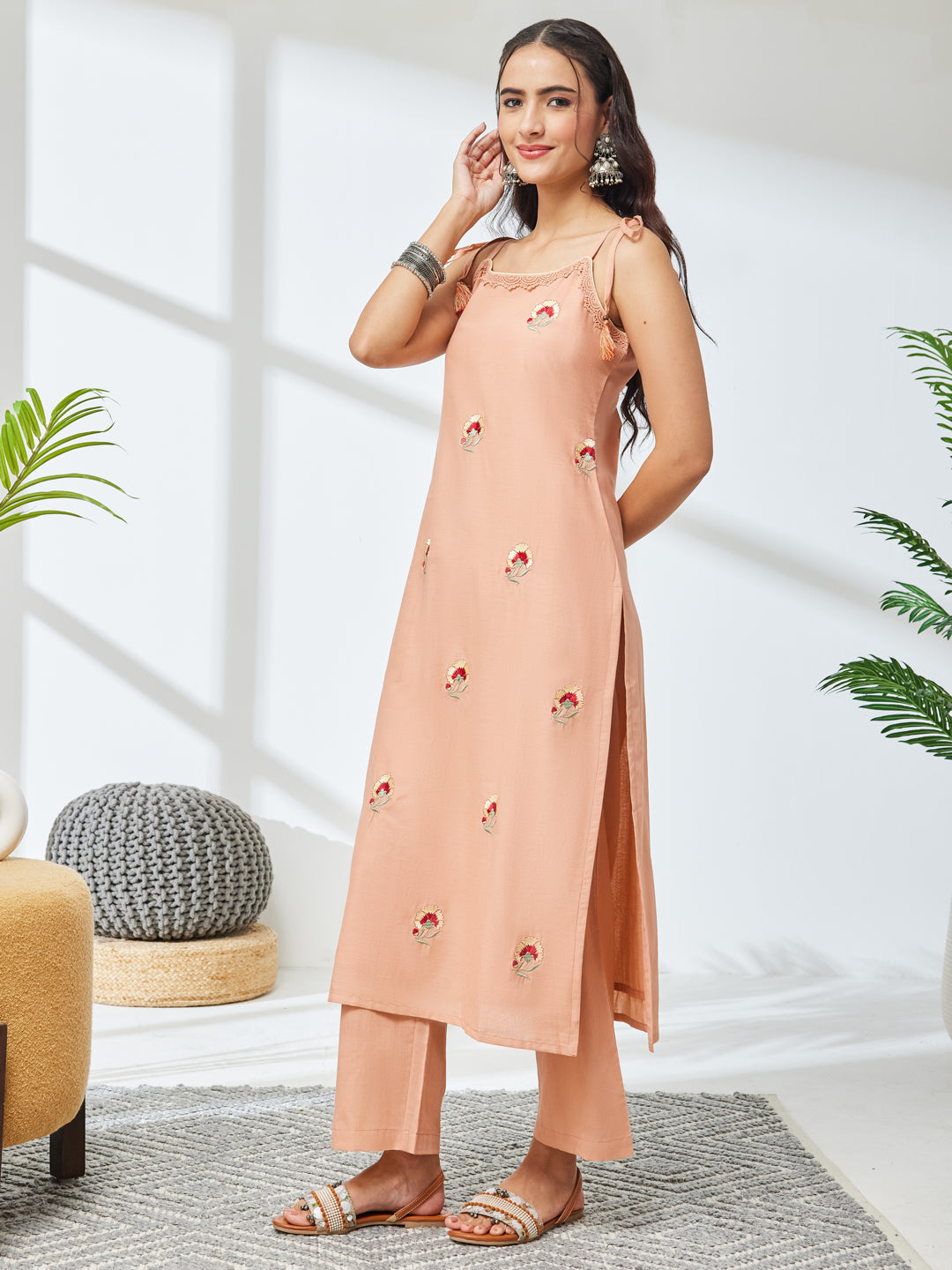 Janasya Women's Peach Pure Cotton Embroidered Straight Kurta With Pant Set