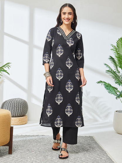 Janasya Women's Black Pure Cotton Ethnic Motifs Printed Straight Kurta With Pant Set
