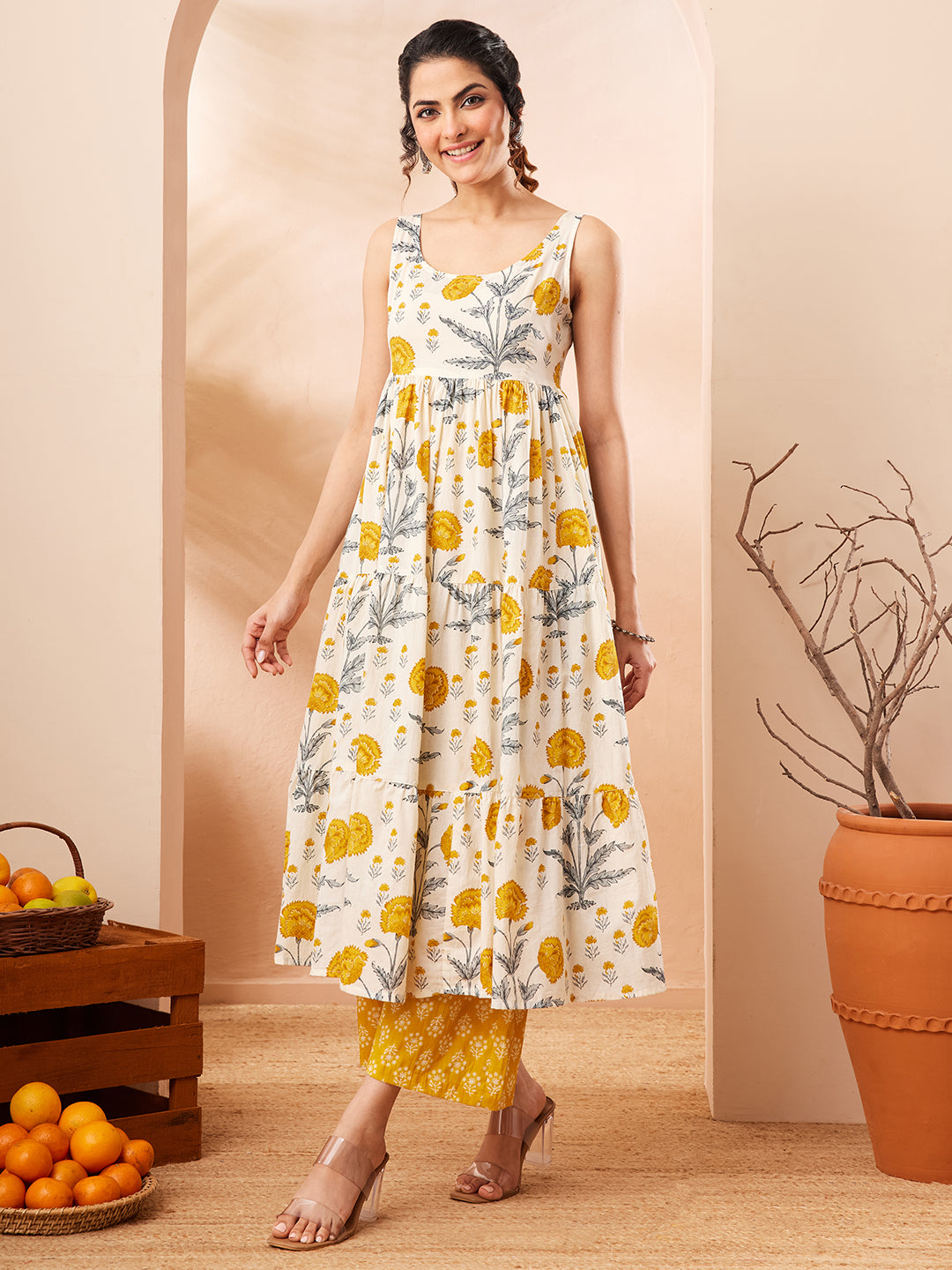 Janasya Women's Off White Pure Cotton Floral Printed Tiered Kurta Pant Set