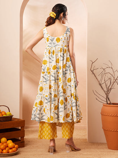 Janasya Women's Off White Pure Cotton Floral Printed Tiered Kurta Pant Set