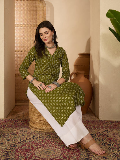 Janasya Women's Olive Pure Cotton Ethnic Motifs Printed Straight Kurta